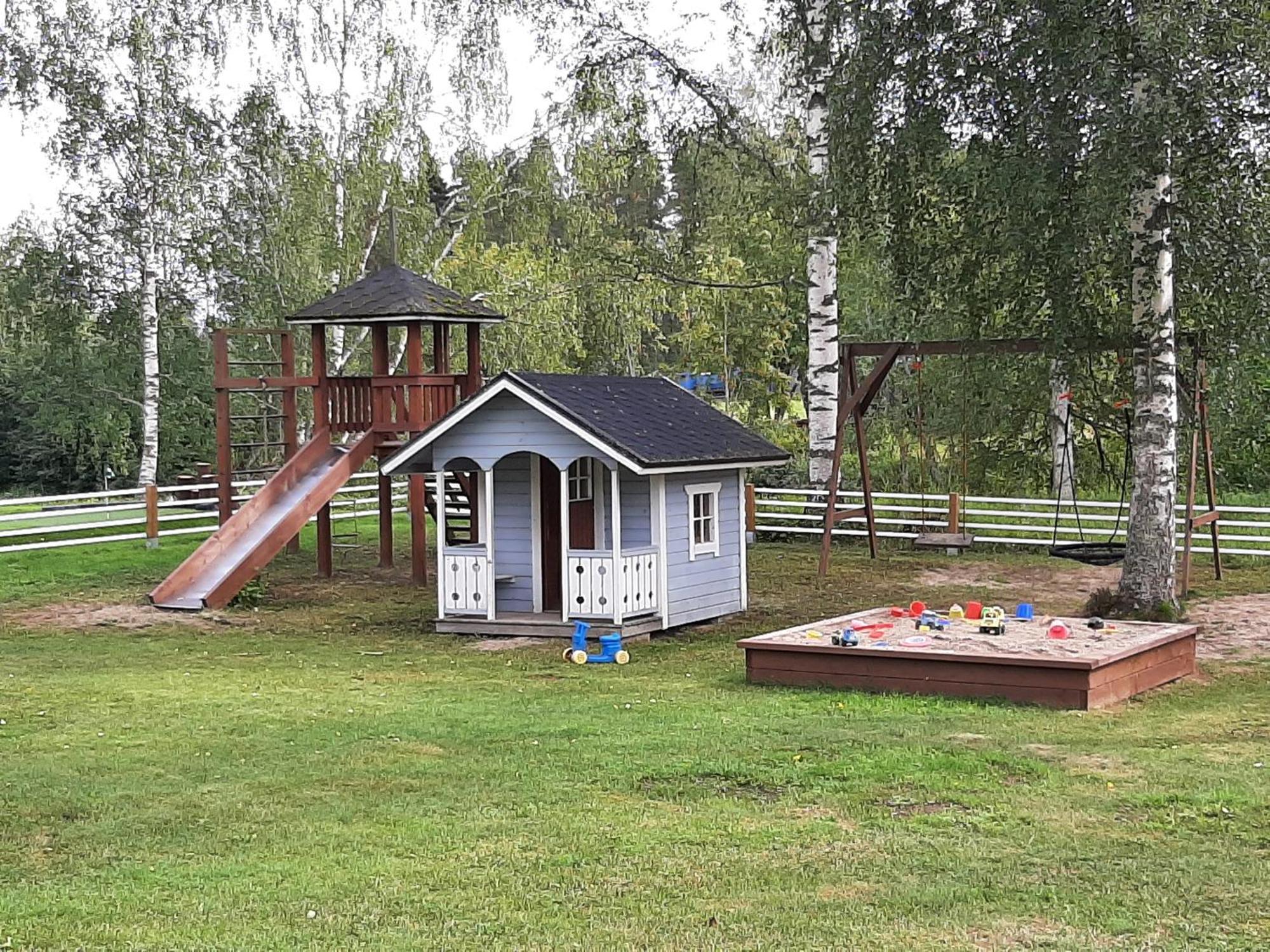 Huhtaniemen Moekkikylae Hotel Veteli Eksteriør billede