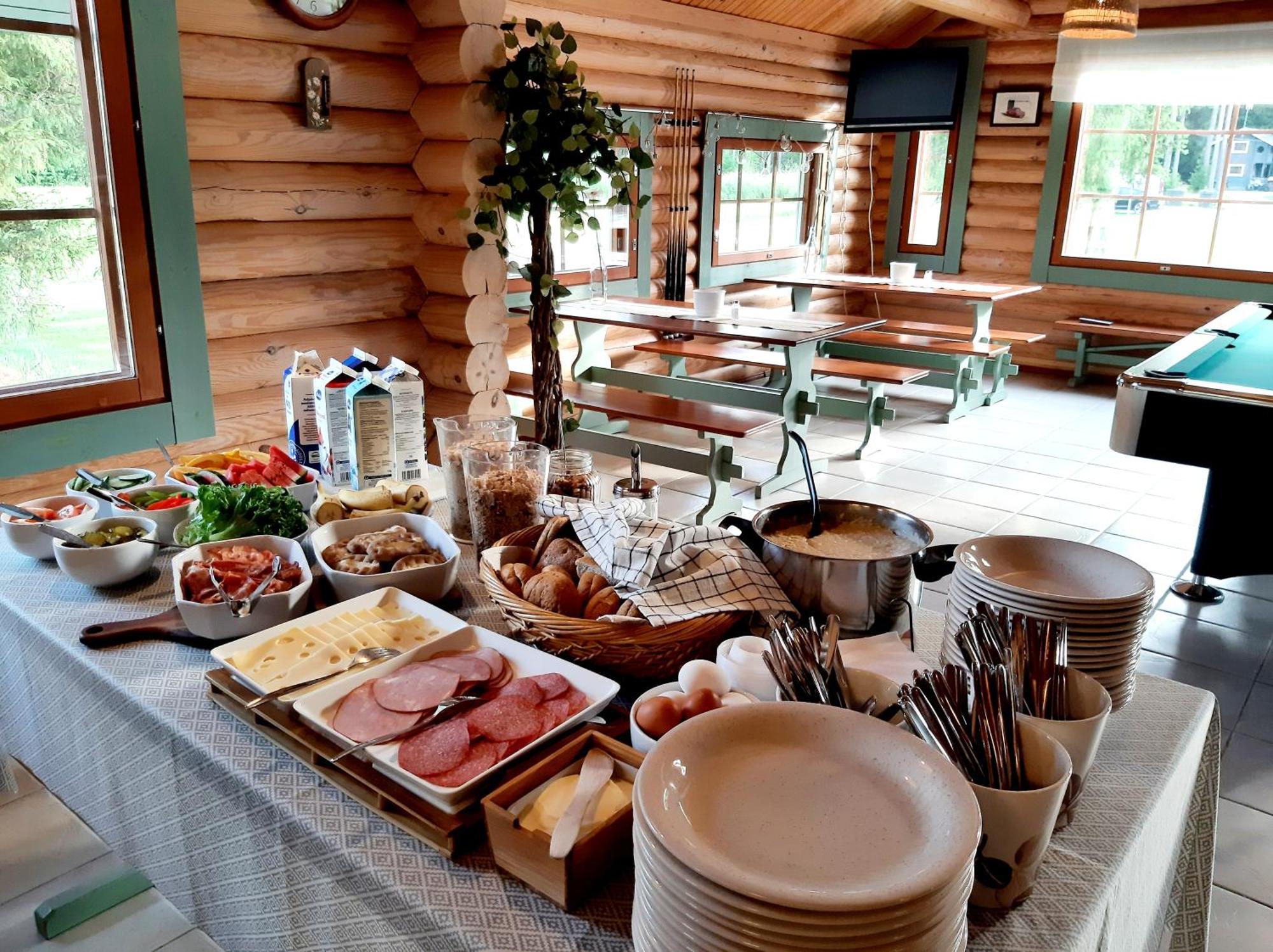 Huhtaniemen Moekkikylae Hotel Veteli Eksteriør billede